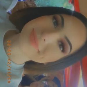 Meet your Posher, Yesenia